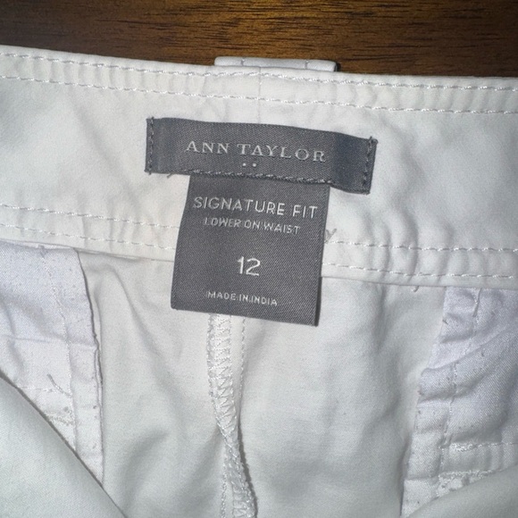 Ann Taylor Signature Fit Low on Waist White Cotton Stretch Ankle Crop Pants 12 - Picture 5 of 11